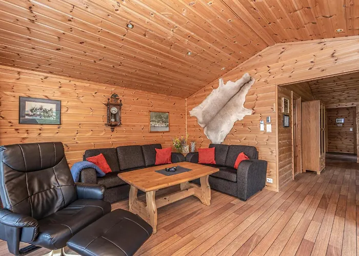 3 Bedroom Beautiful In Oydegard Aspa
